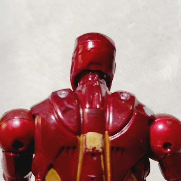 Marvel Legends 6" Iron Man Movie Mark III Action Figure - Picture 10 of 10